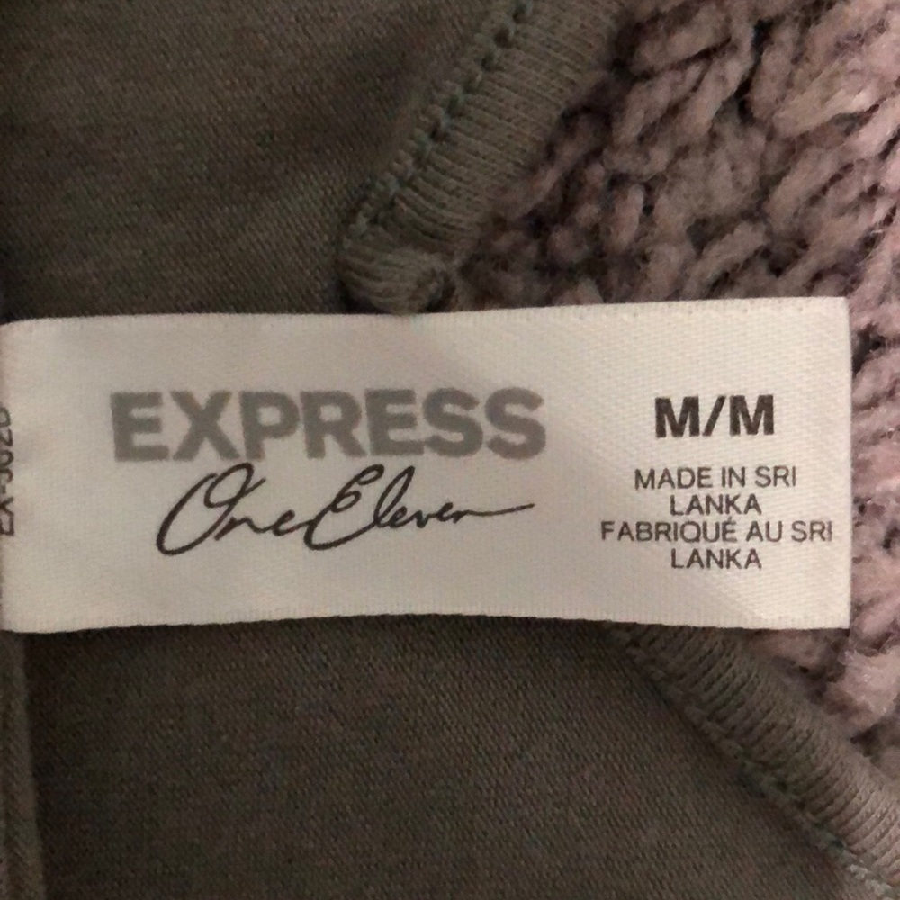 EXPRESS TOP - Picture 3 of 3